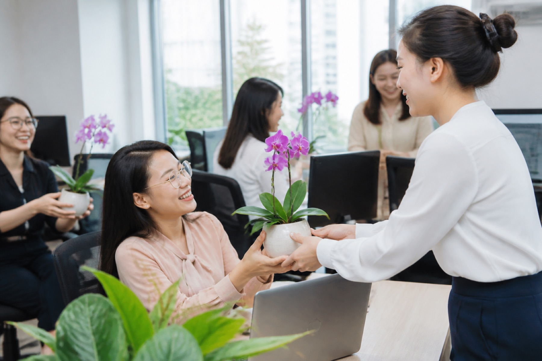 lan hồ điệp 20 tháng 10 gái
