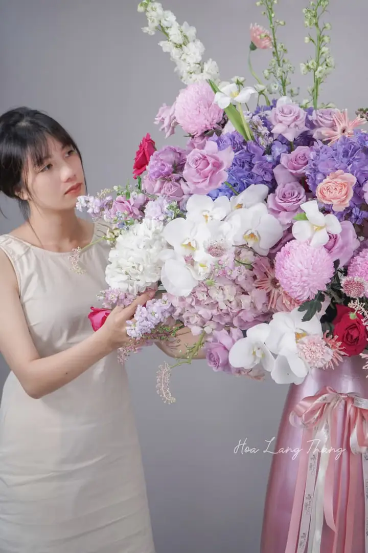 Hoa Phong Lan Cymbidium Tặng Tết Sang