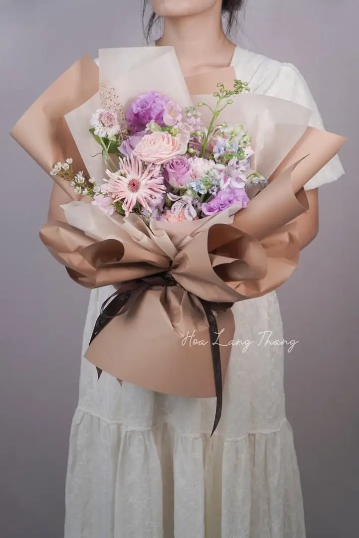 Hoa Tặng 8 Tháng 3 Giao Nhanh Hà Nội