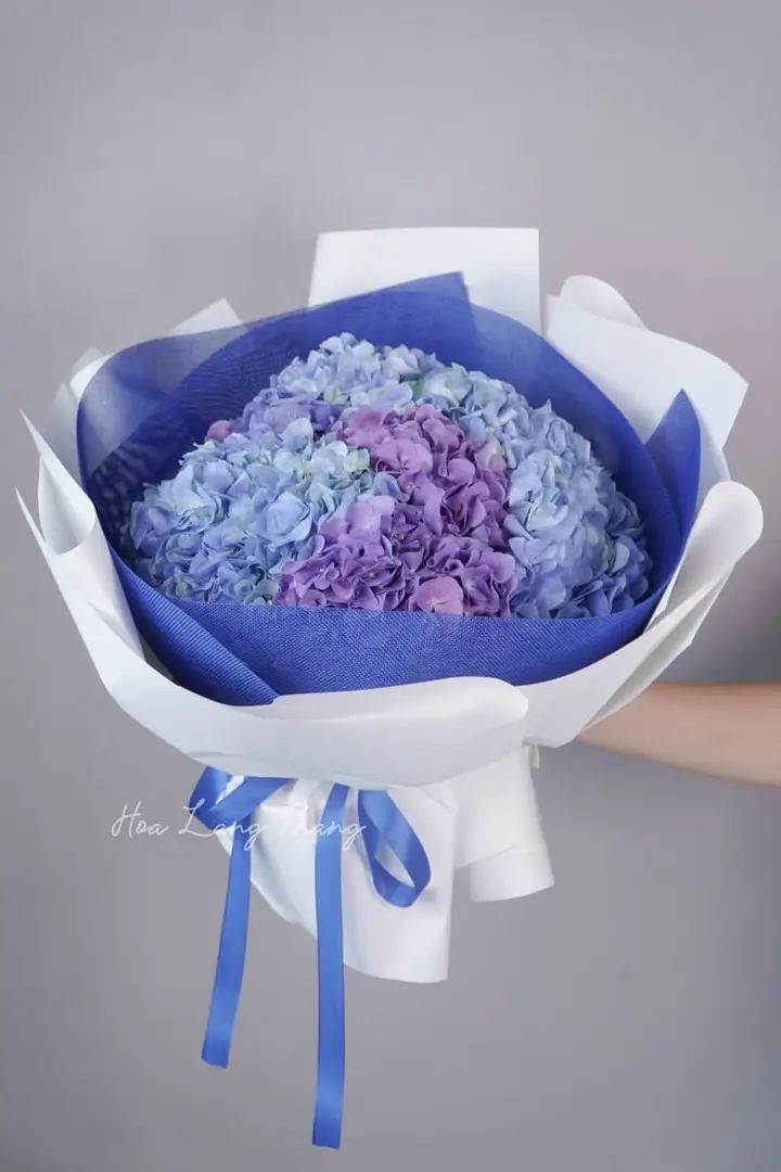 Hoa Tặng Lễ Tốt Nghiệp Sang Trọng Hà Nội — Món Quà Xứng Tầm Cột Mốc