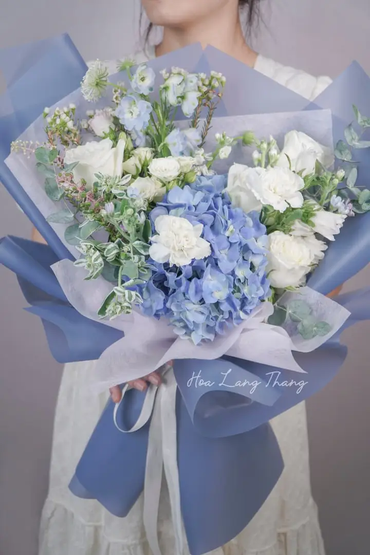 Ý Nghĩa Hoa Lily Trắng Tang Lễ