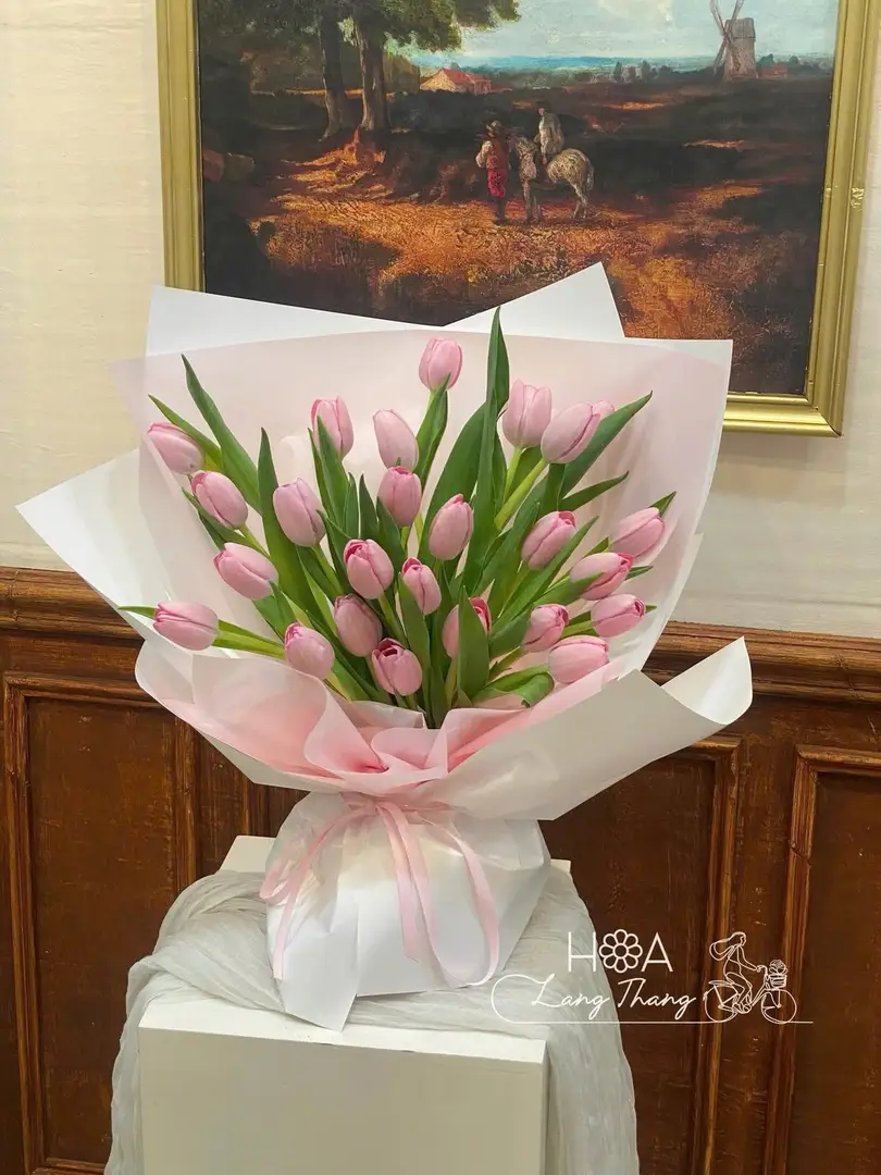 Bó hoa tulip Hà Lan gỗ gardening - Wooden Elegance