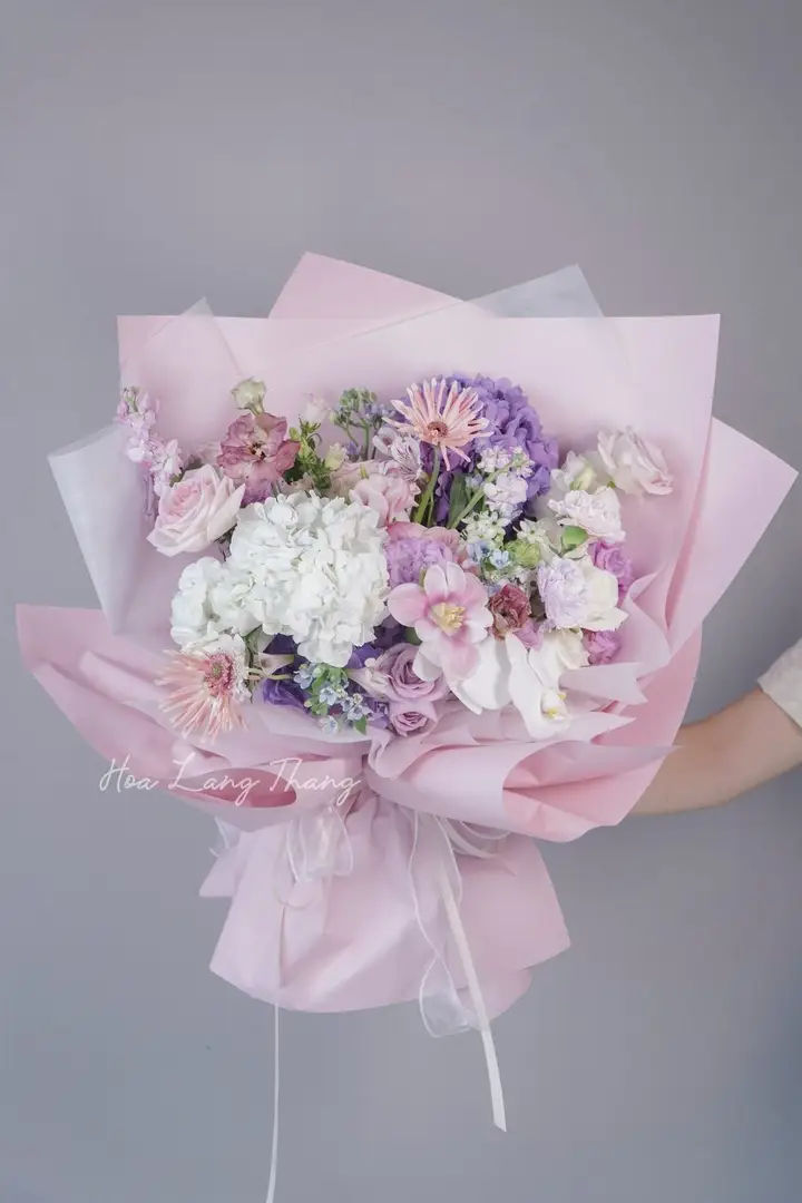 Bó hoa cẩm tú cầu mix hoa phụ nhập khẩu - Hydrangea Reverie