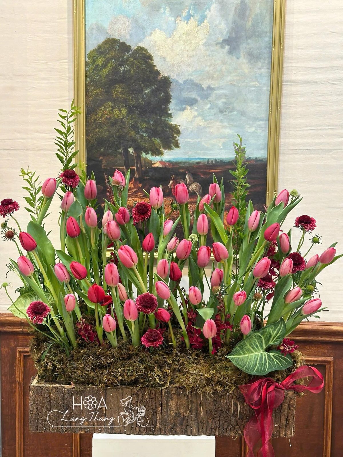 Lẵng hoa tulip gỗ nhập khẩu Hà Lan - Wooden Elegance
