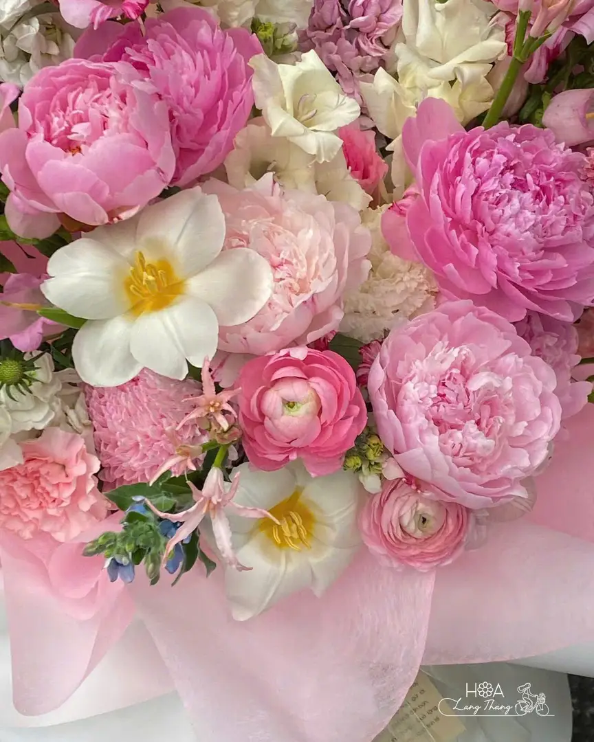 Bó hoa mẫu đơn mix hoa lá cao cấp - Peony Reverie - Thumbnail 3