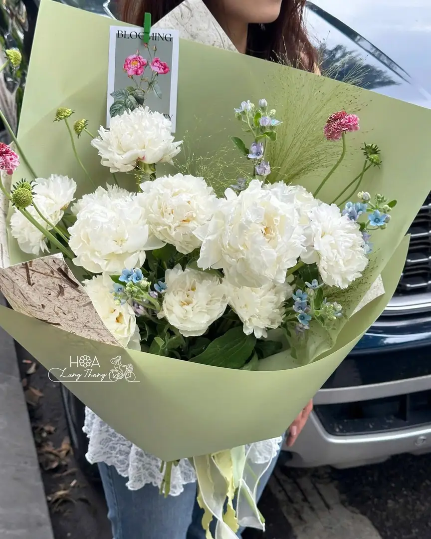 Điện Hoa Ngày 20/10 Ở Hà Nội - Đặt Online Giao Tận Tay 2H - Hoa Lang Thang