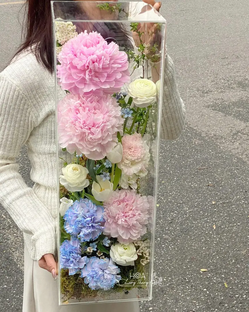 Hộp hoa mẫu đơn mix mica - Peony Elegance
