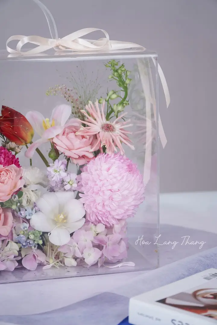 Hộp hoa hồng mix mica size lớn - Velvet Elegance — góc khác