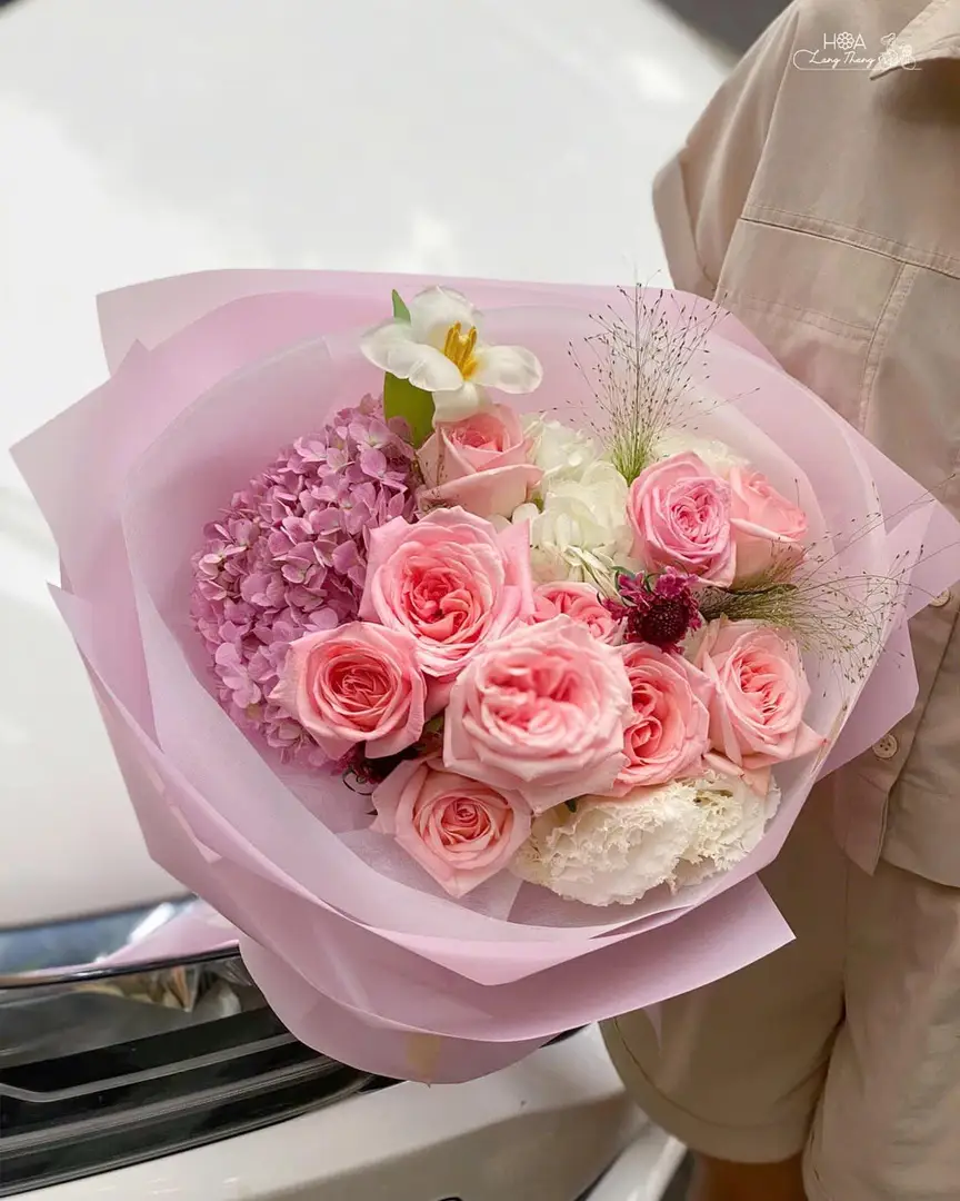 Bó hoa hồng Ohara nhập khẩu - Timeless Elegance — góc khác