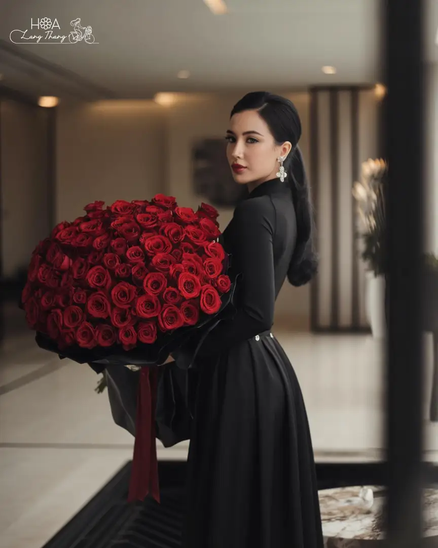 Hồng Red Naomi
