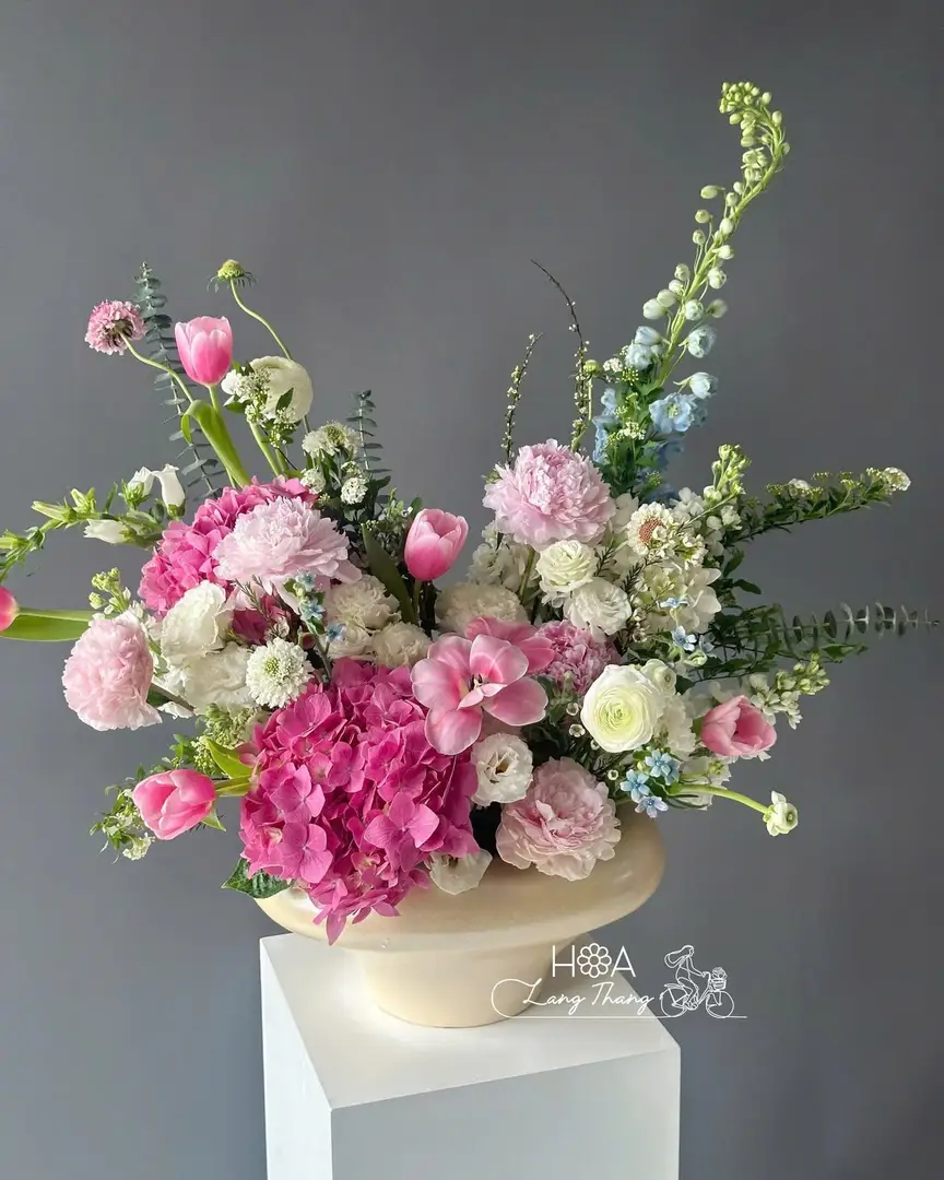 Bình hoa tulip Hà Lan mix cẩm tú cầu - Elegant Harmony - Thumbnail 4