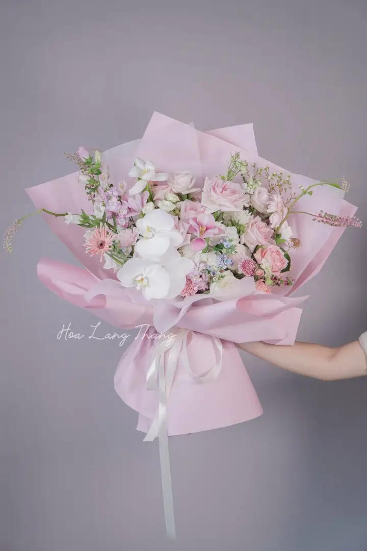 Bó Hoa Tông Nude Sang Trọng Hà Nội